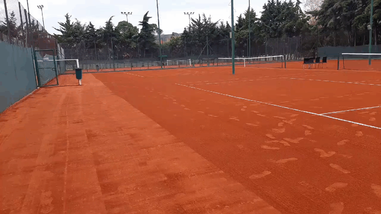 Mantenimiento de canchas de tenis de polvo de ladrillo